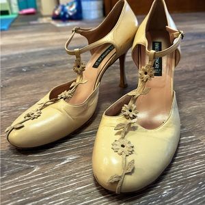 Italian Soft leather Enrico Antinori T-strap shoes 9.5